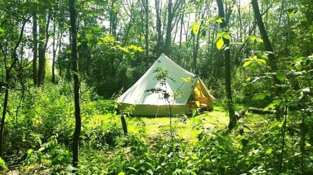 Cắm trại là một hoạt động lý tưởng tại vườn bỏa tồn Bến En 